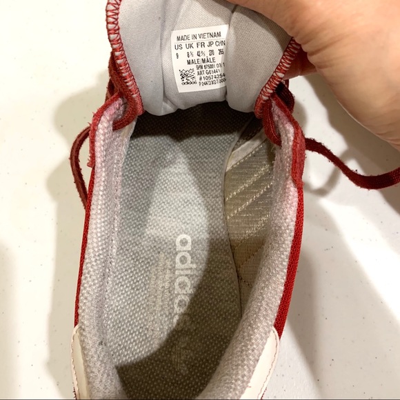 Adidas Red with White Strips Shoe (size: 9) - Picture 11 of 13